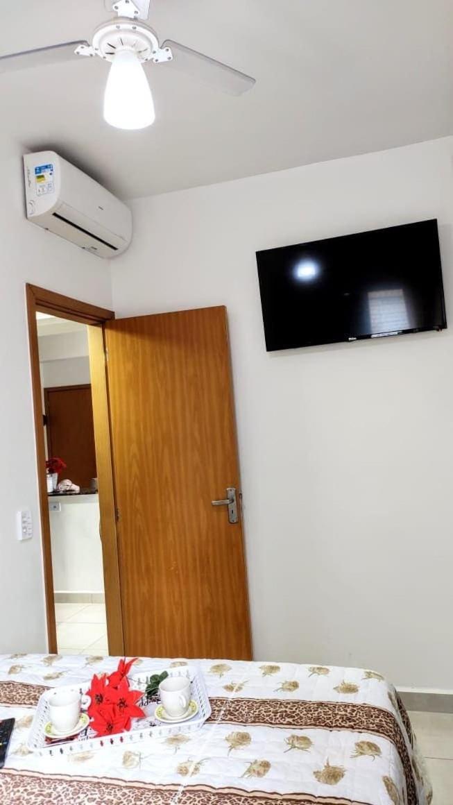 Apartment Com Piscina Churrasqueira Em *