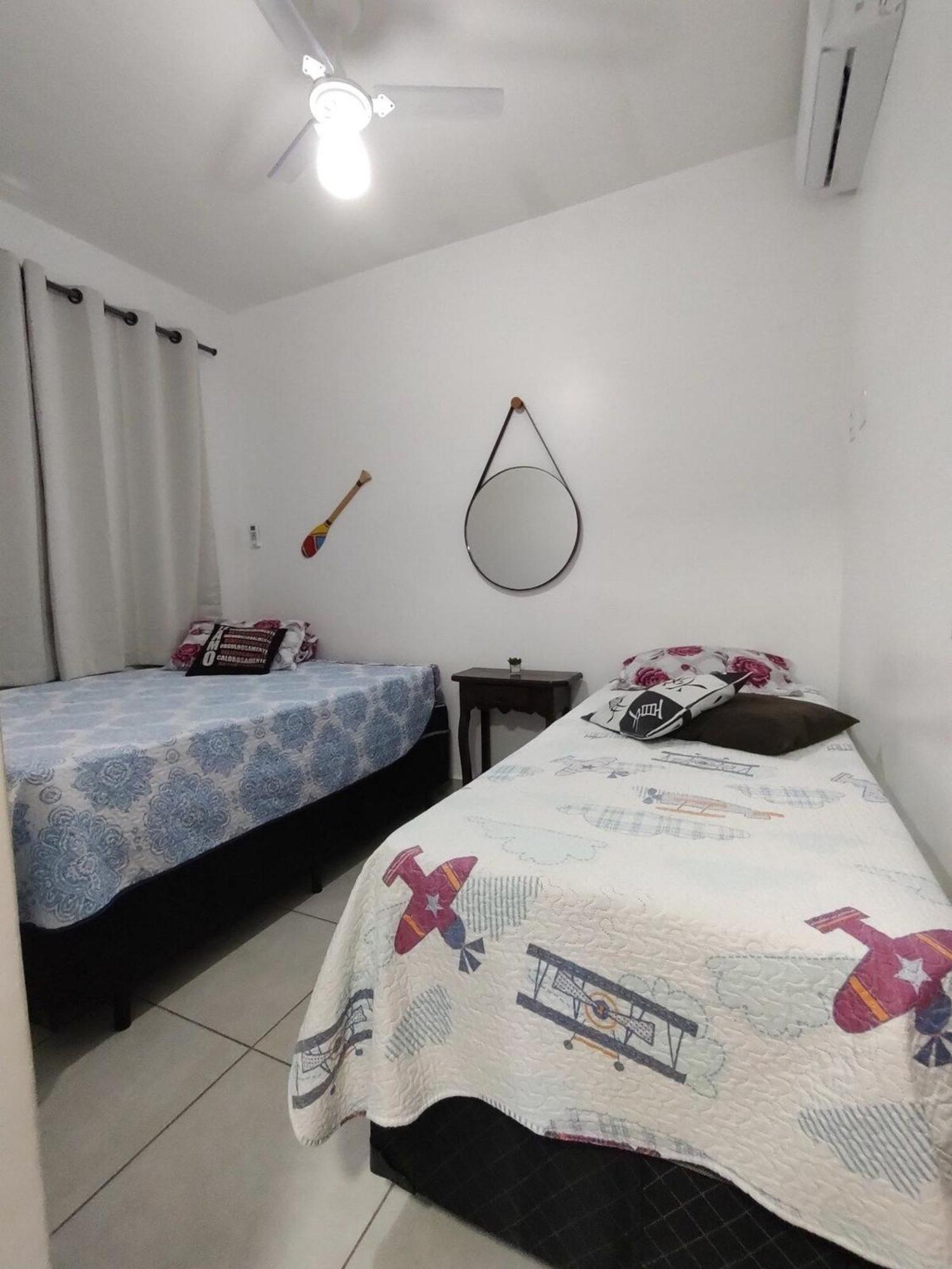 Com Piscina Churrasqueira Em Apartment